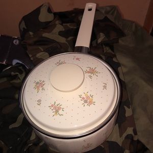 Vintage BNIB MIKASA SAUCE PAN